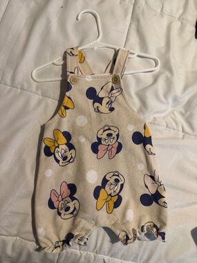 Minnie Mouse jumpsuit - baby girl
